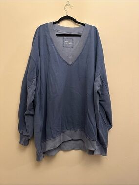 Aerie Oversized Blue V-Neck Sweatshirt XXL Relaxed Raw Hem Pullover Lounge Top